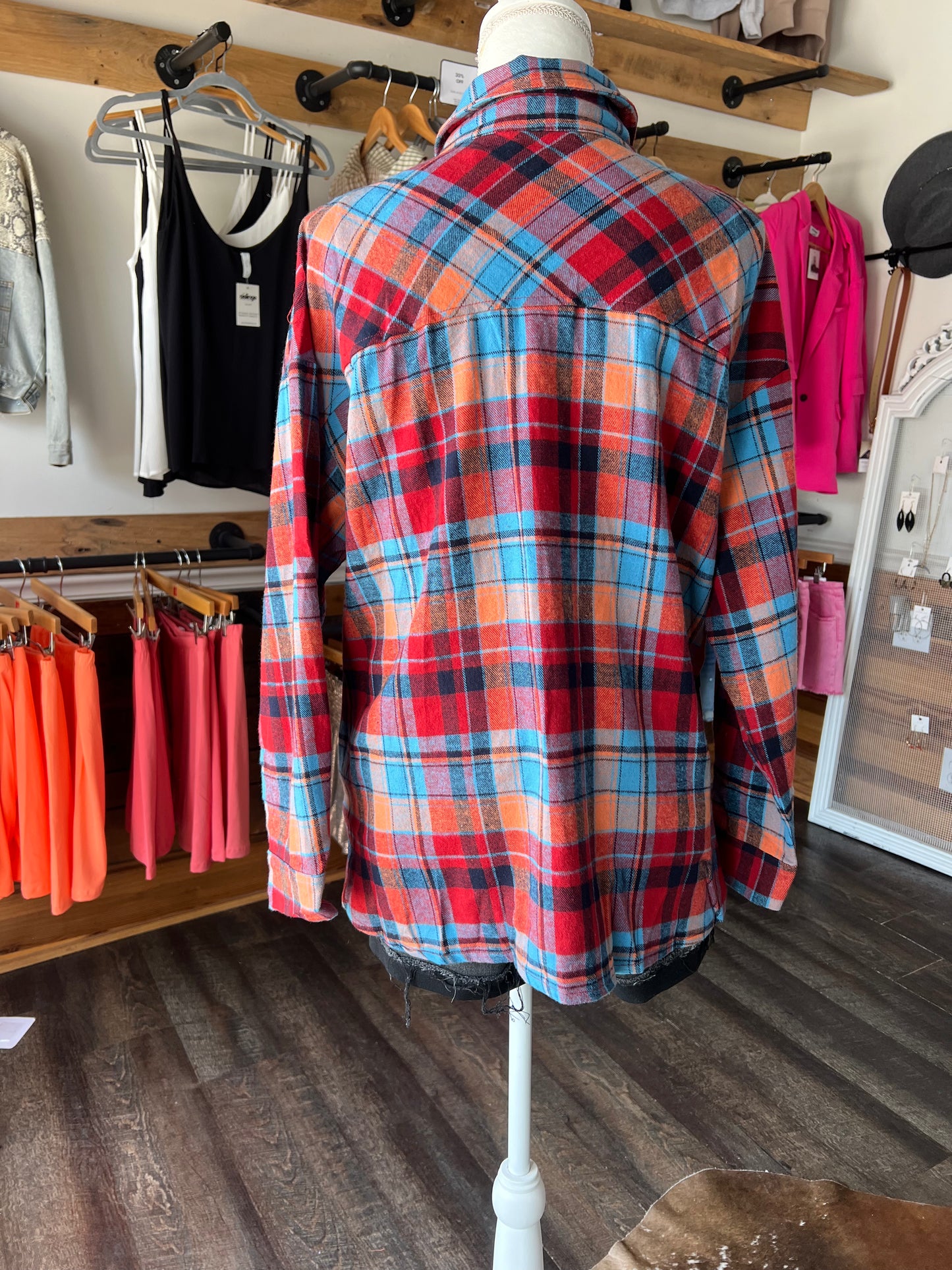 Loose Vintage Button Up